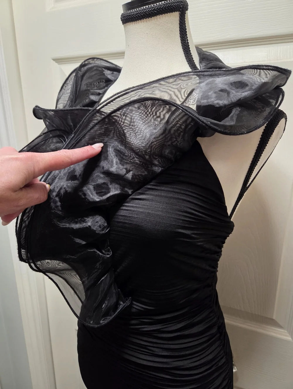 Statement Ruffled Organza Neck Backless Ruched Mini Dress - Picture 4 of 7